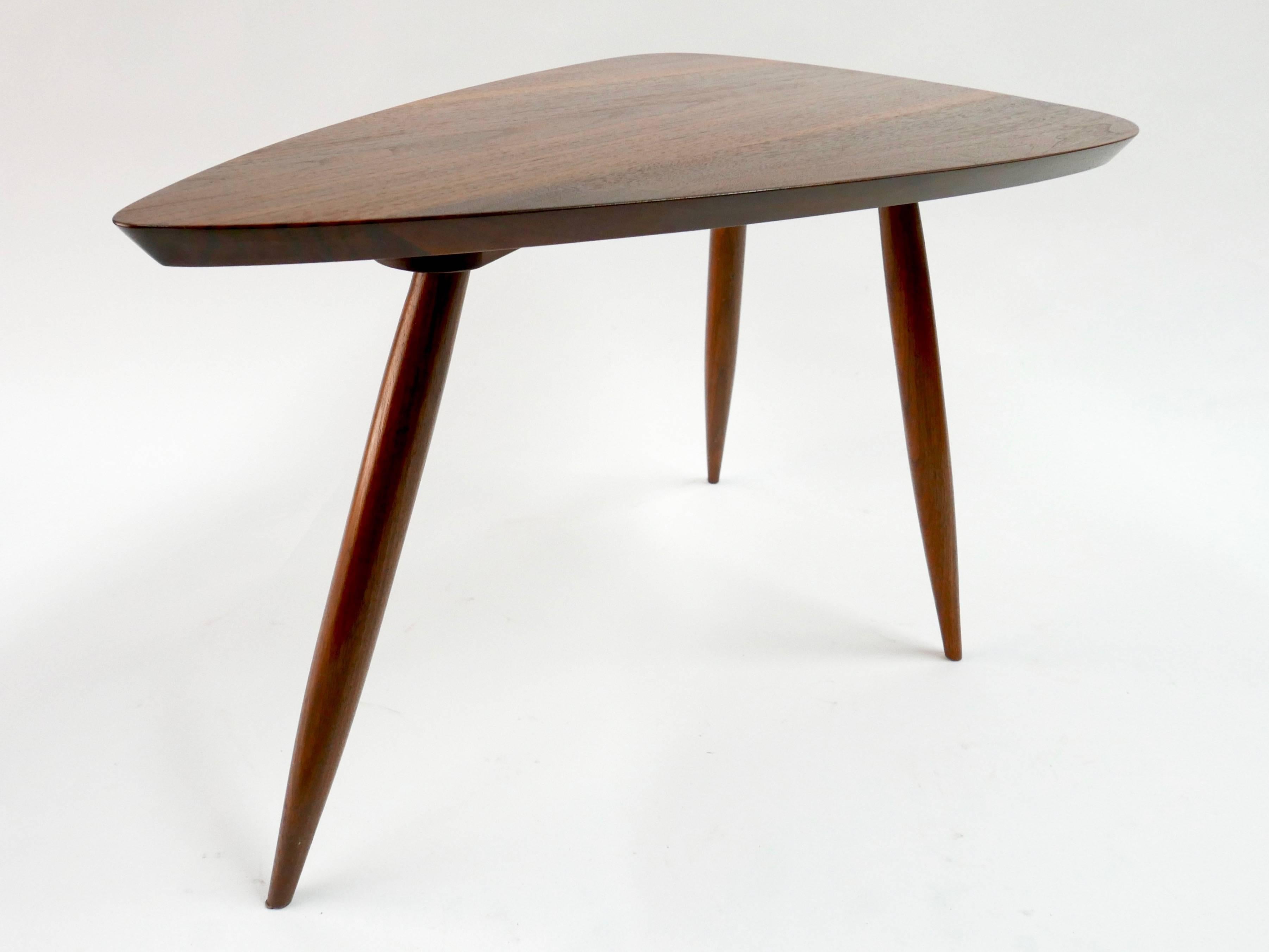 Phillip Lloyd Powell Occasional Table In Excellent Condition For Sale In Brooklyn, NY