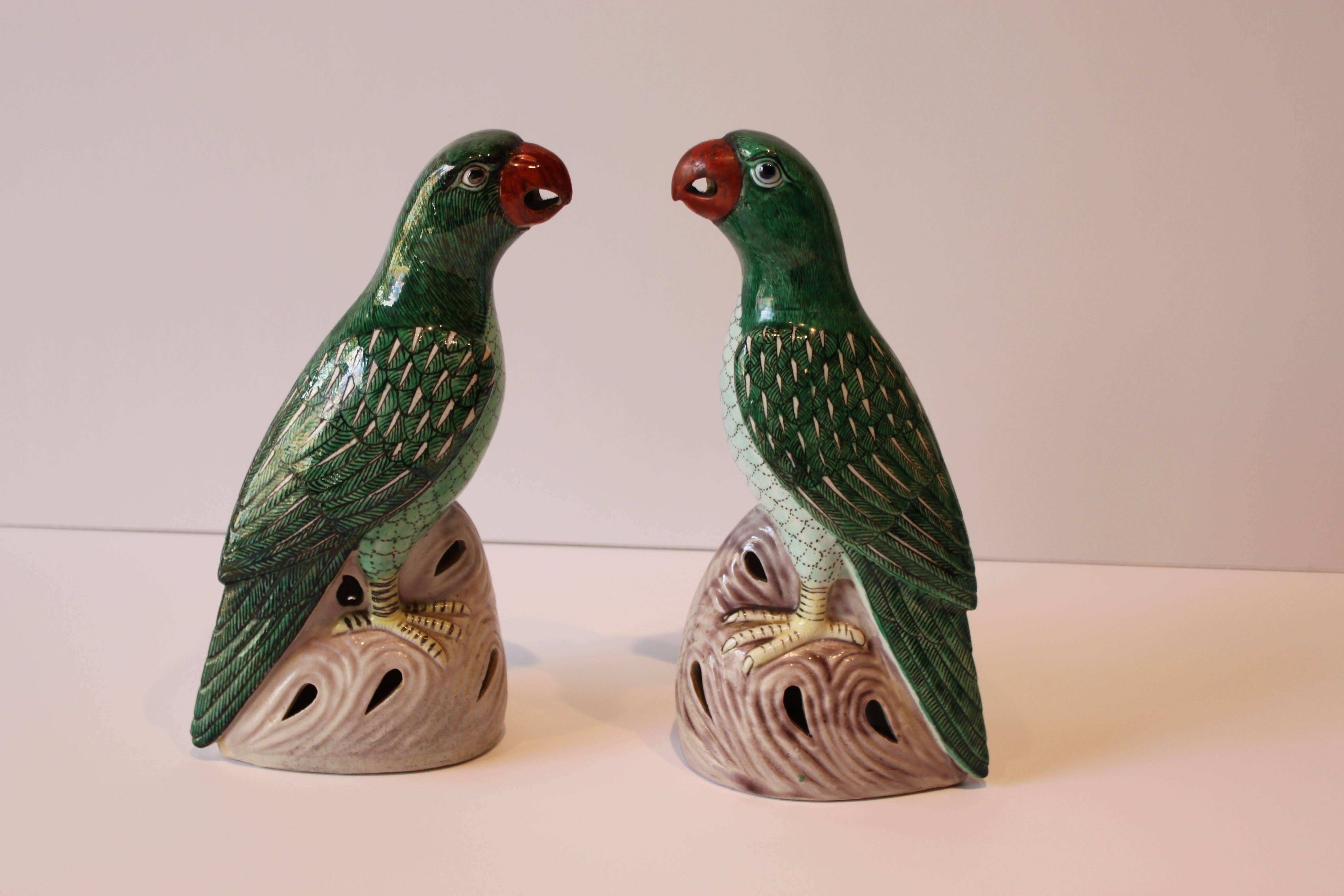 20th Century Pair of Chinese Export Famille Verte Green Hand-Painted Ceramic Parrots