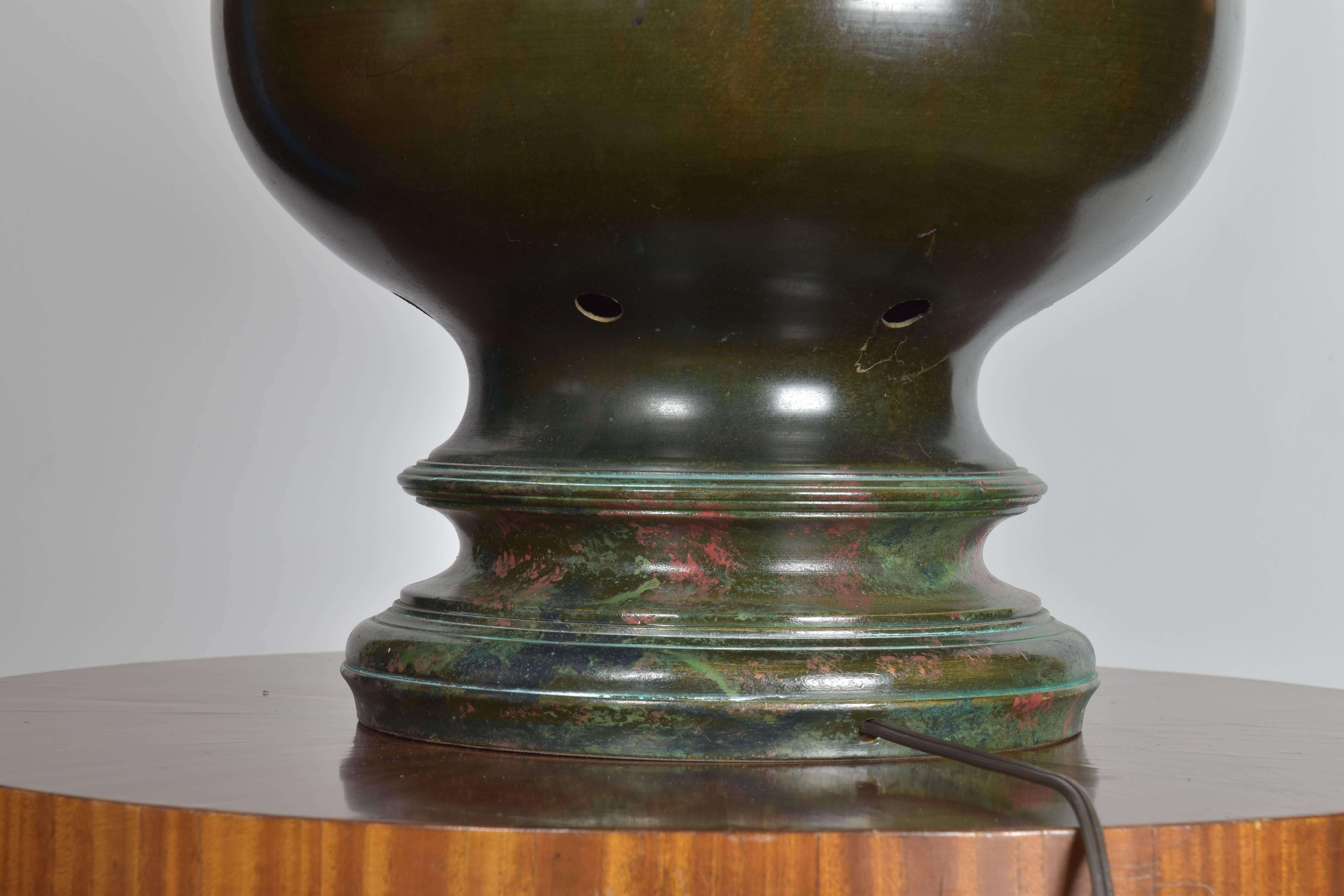 Vintage Urn Form Bronze Lamp For Sale 4