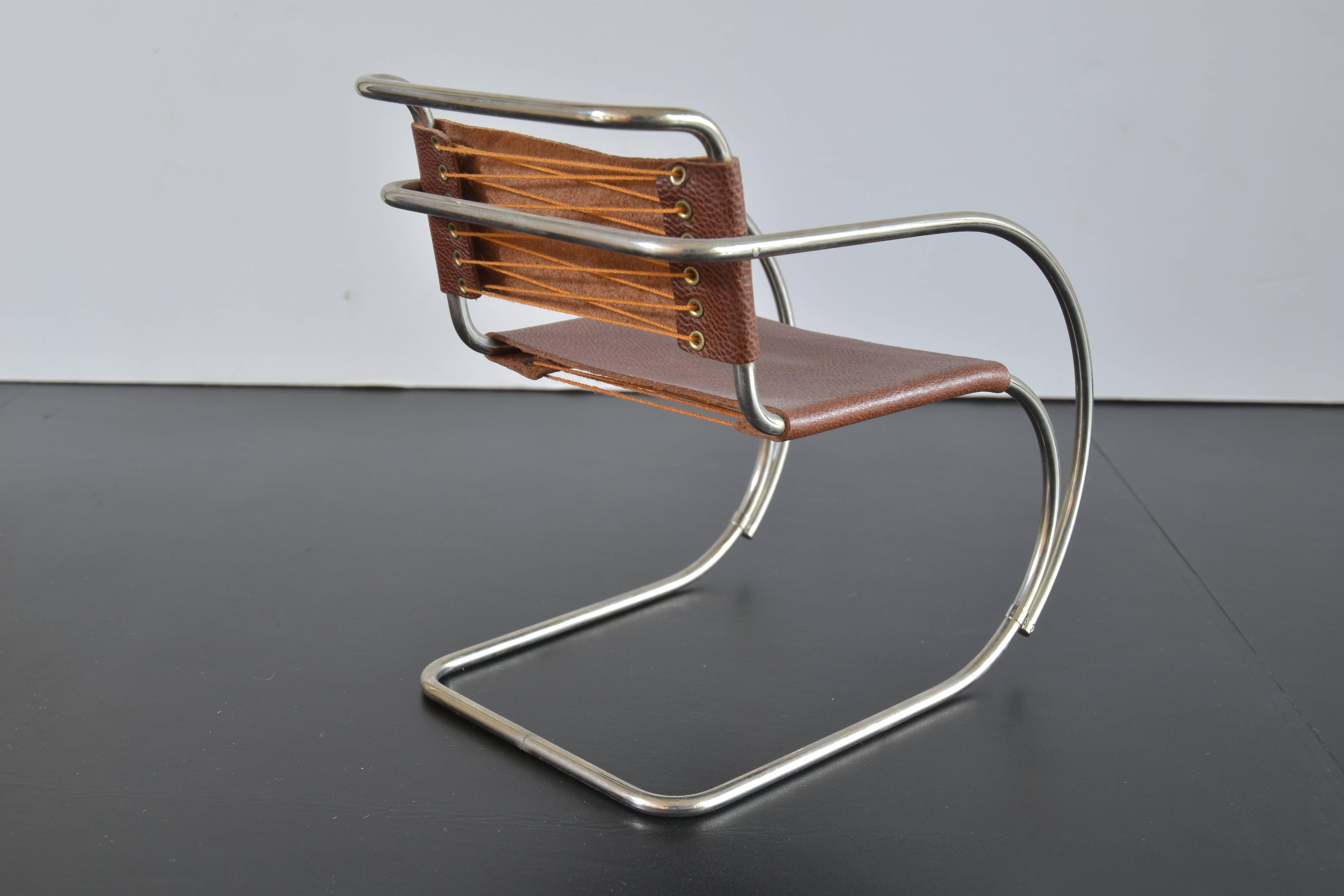 A Vita design museum miniature model of the Ludwig Mies van der Rohe MR 20 chair from the original produced in 1927.

This miniature model includes the historical narrative brochure and wooden box.
 