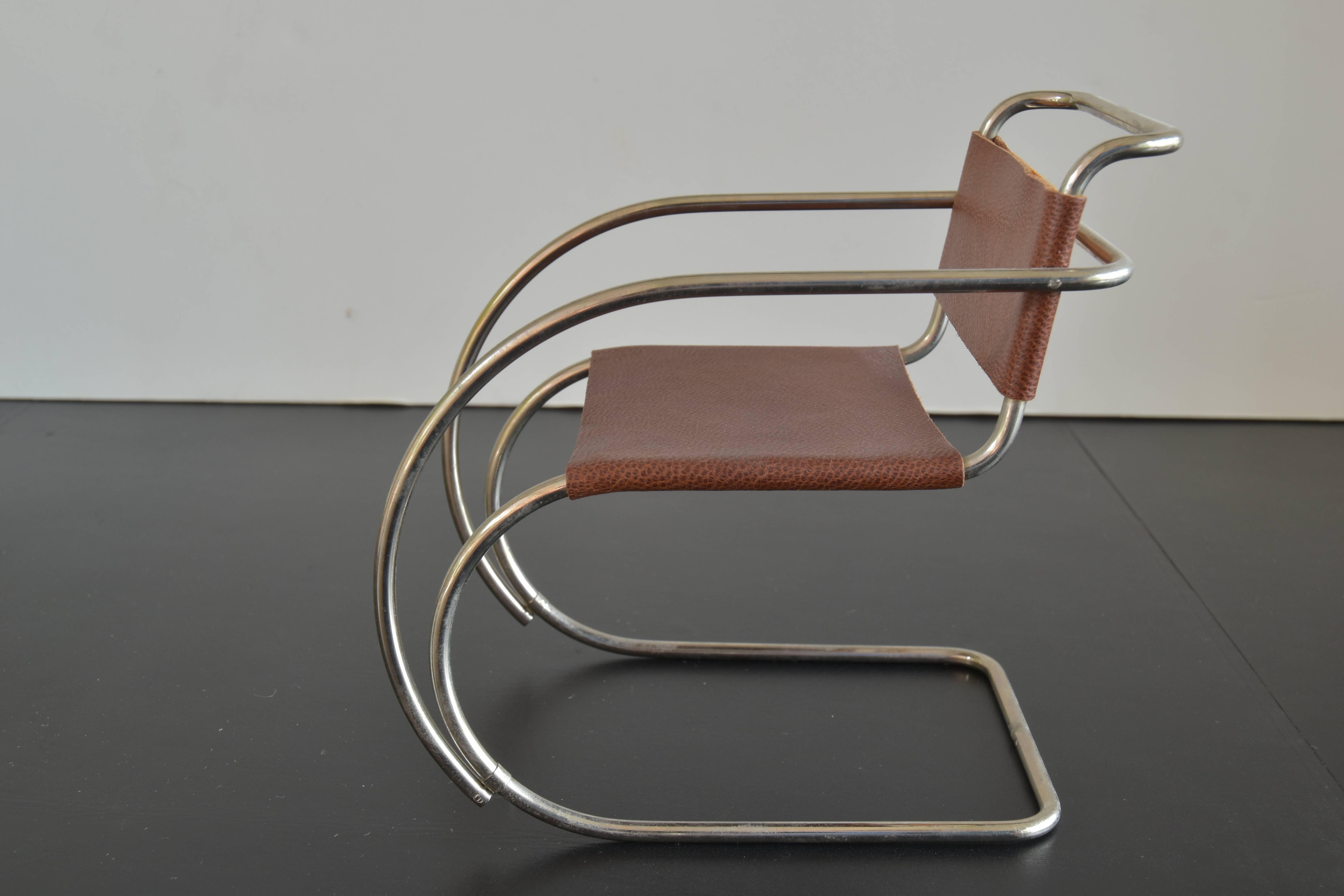 Contemporary Miniature Ludwig Mies van der Rohe MR 20 Chair