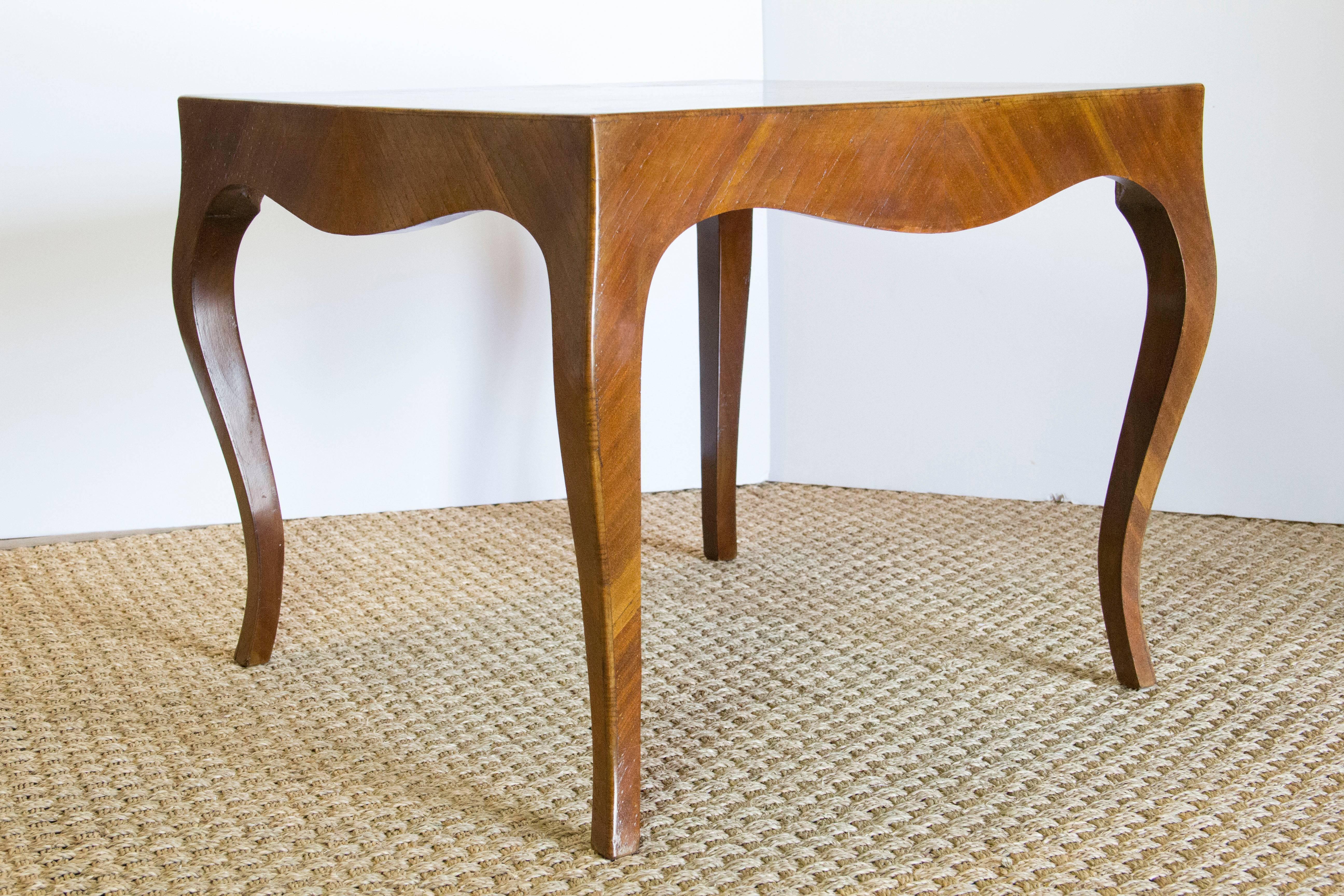 20th Century Italian Side Table with Diamond Pattern Detail For Sale