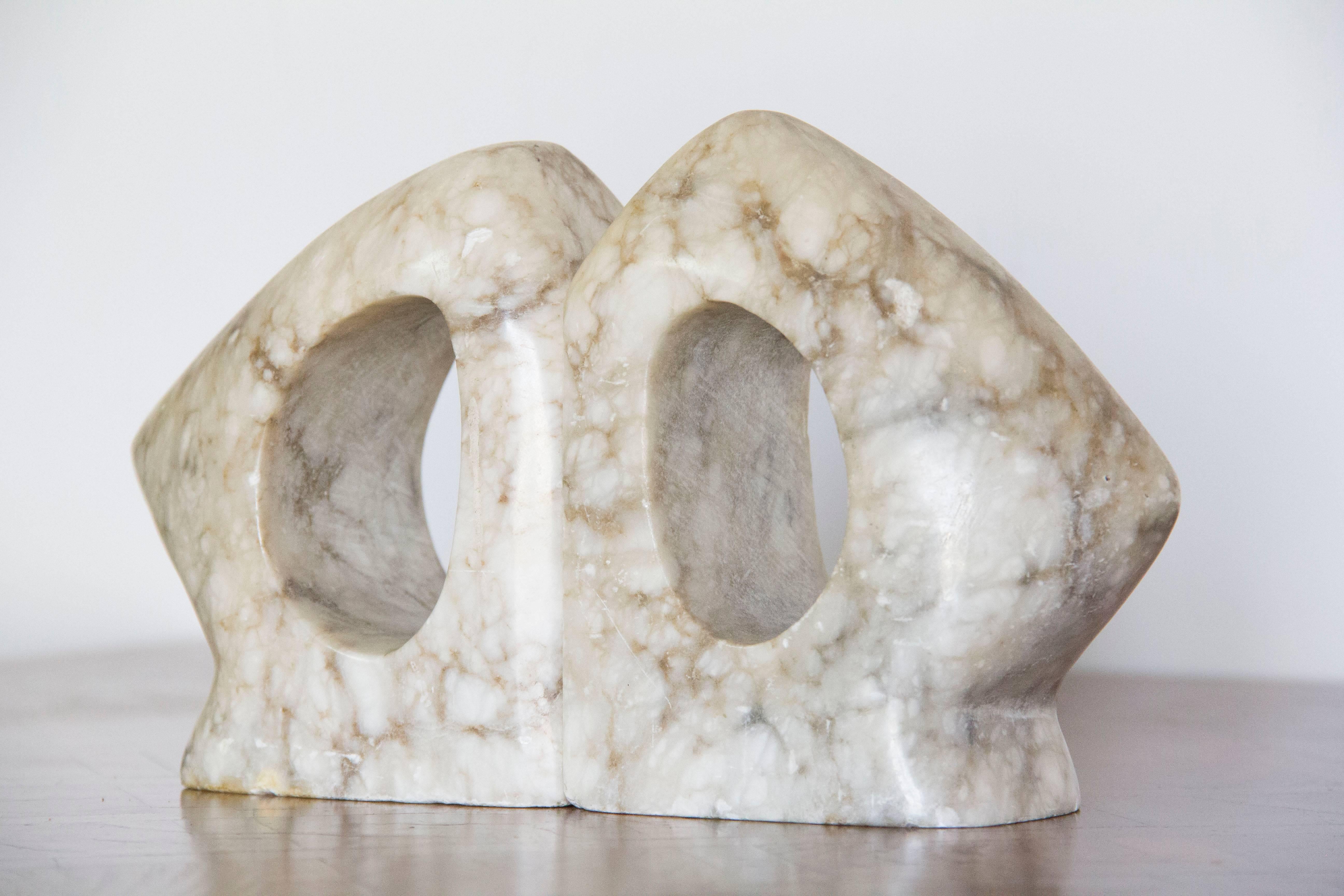 Sculptural Pair of Mid-Century Modern Marble Bookends In Good Condition For Sale In San Antonio, TX