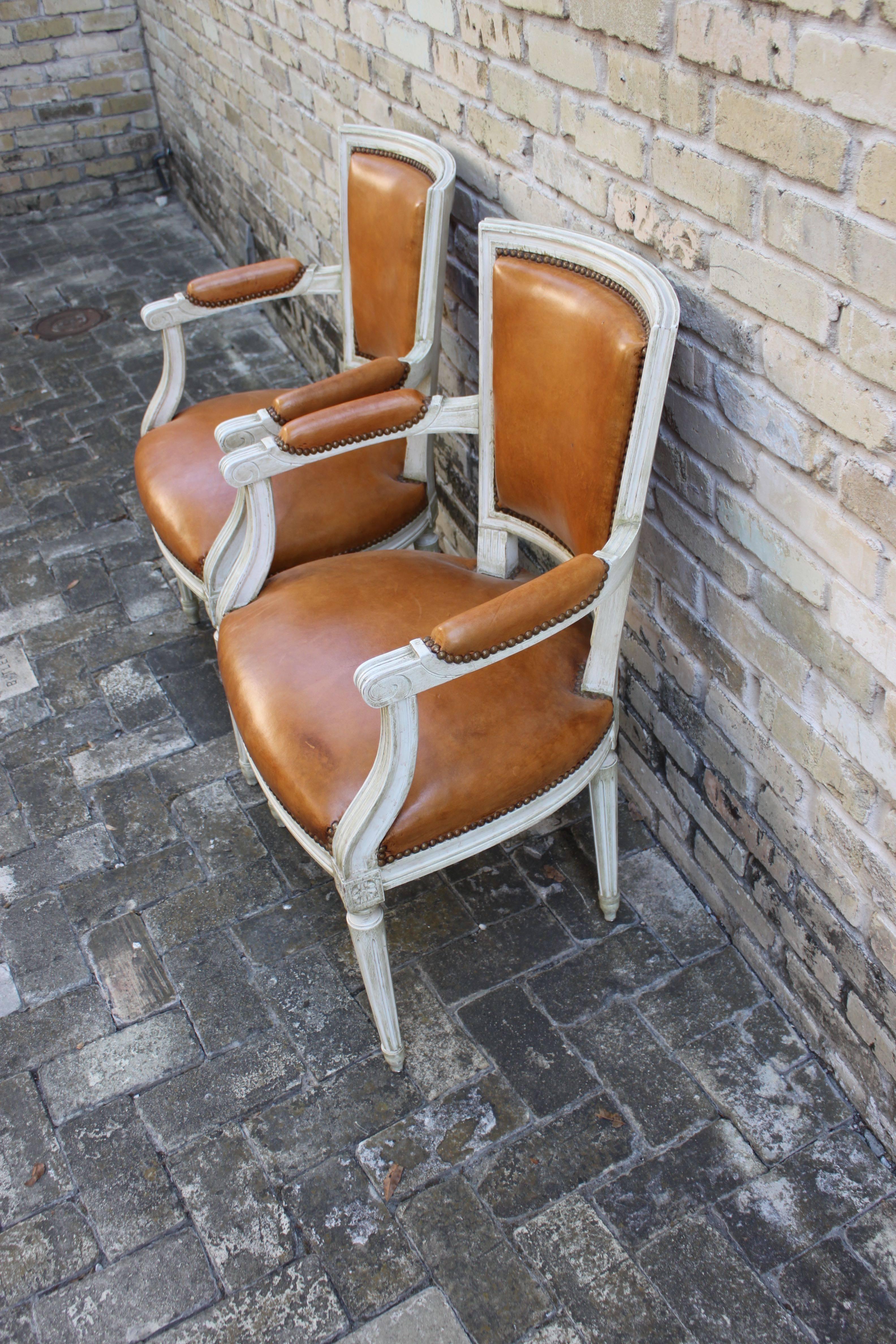 20th Century Pair of Armchairs or Fauteuils with Leather Upholstery in Louis XVI Style For Sale