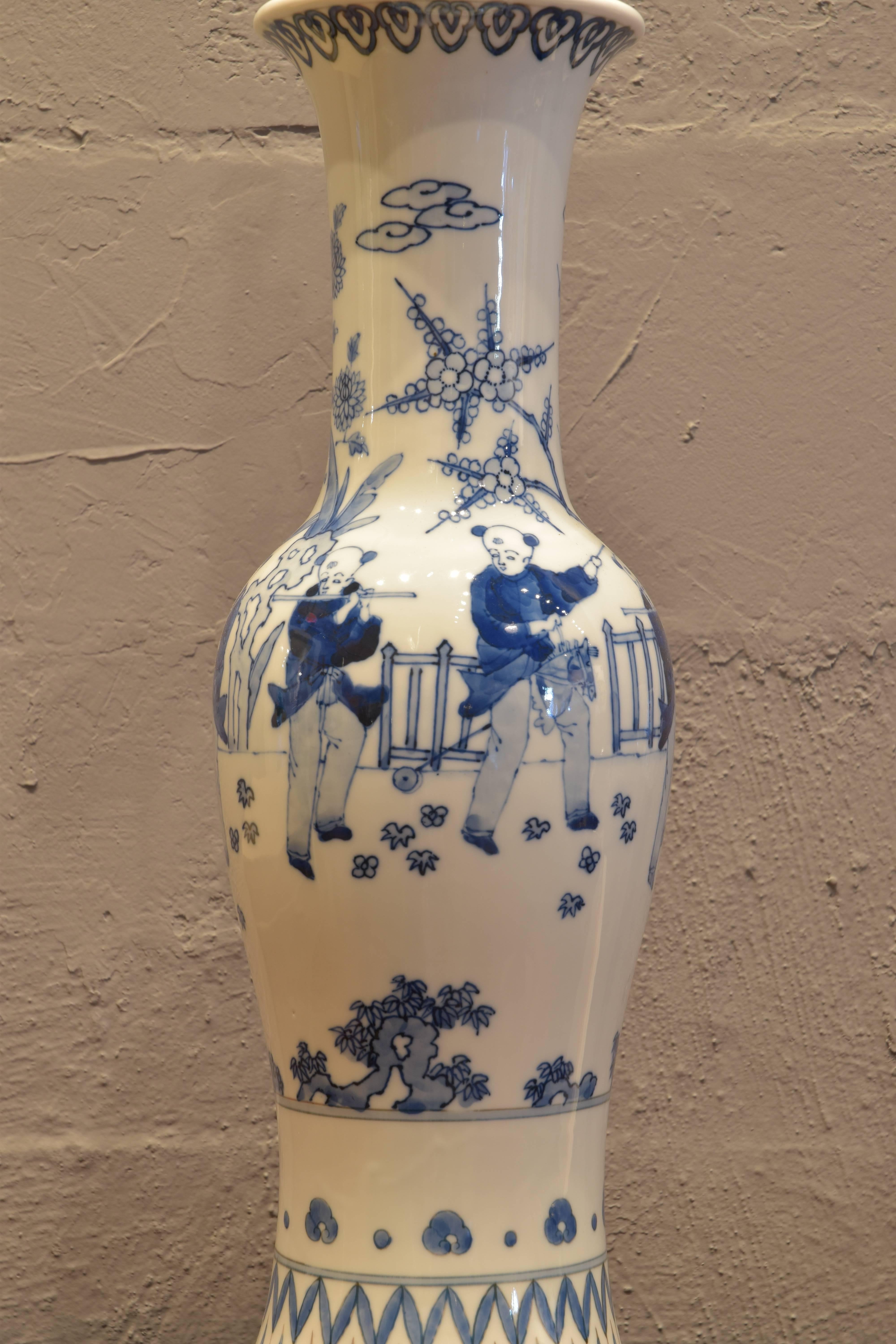 blue and white porcelain lamp