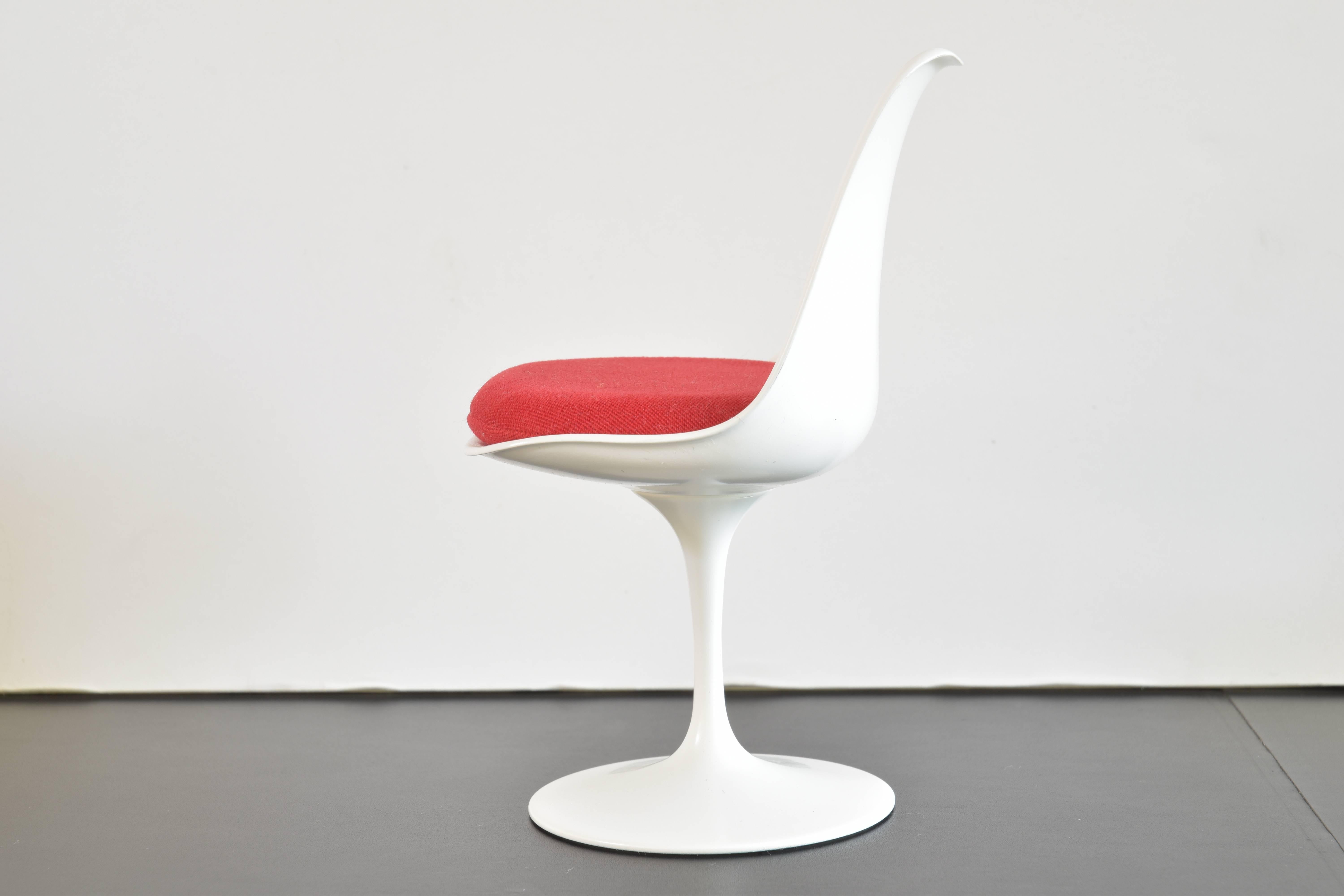 Mid-Century Modern Tulip Chair Miniature