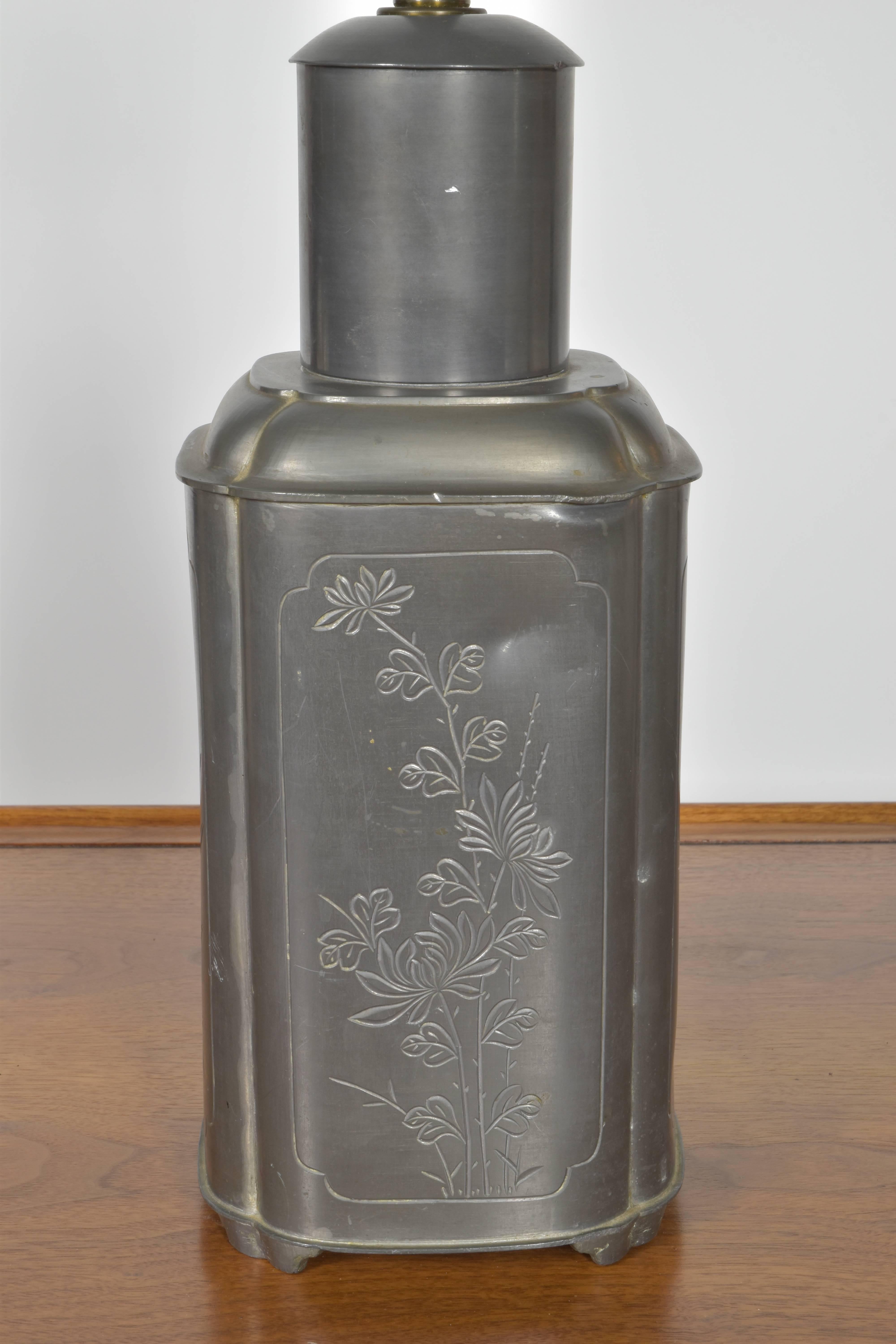 20th Century Pair of Chinese Pewter Lamps For Sale
