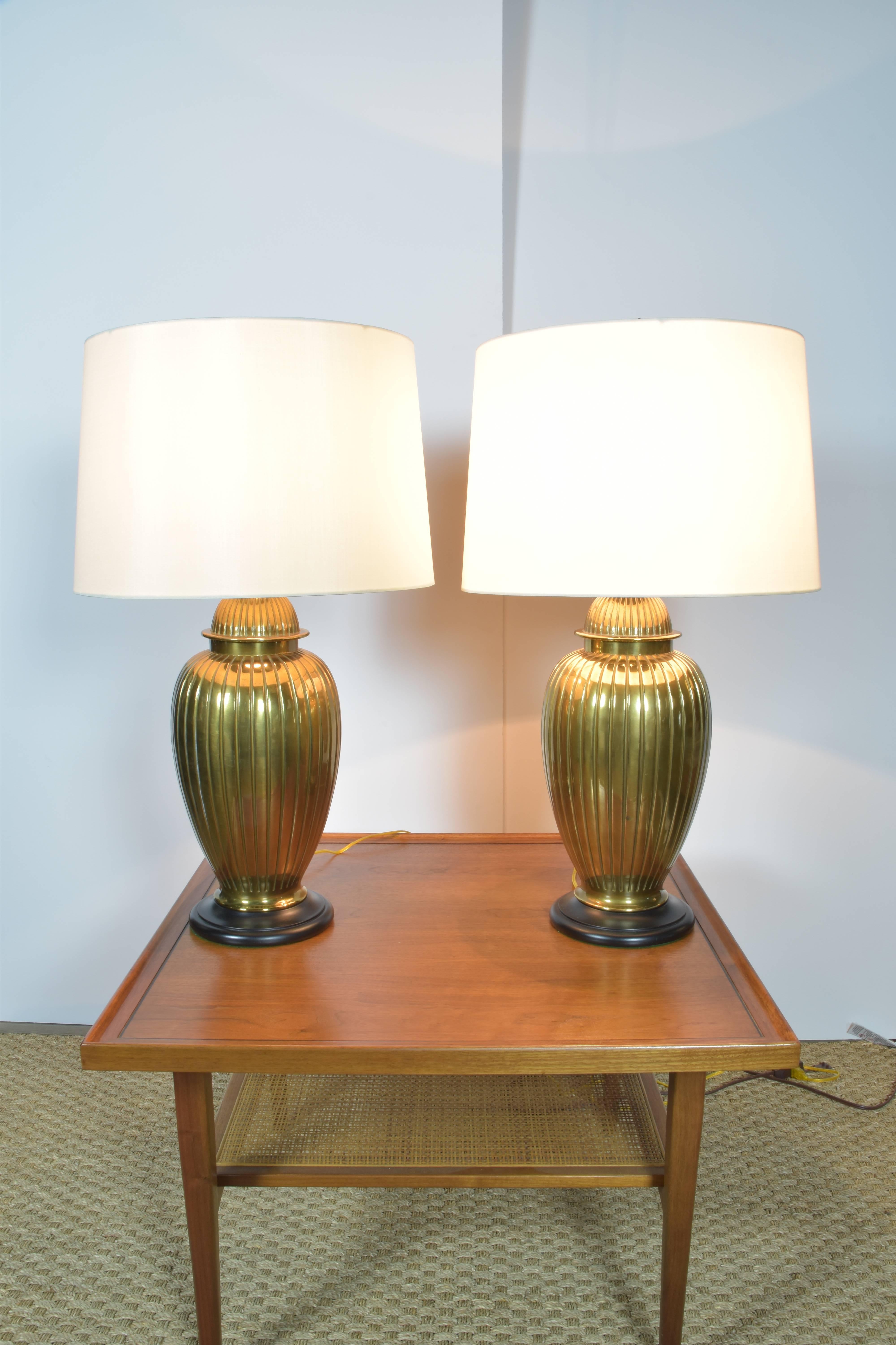 20th Century Pair of Brass Urn Form Lamps For Sale