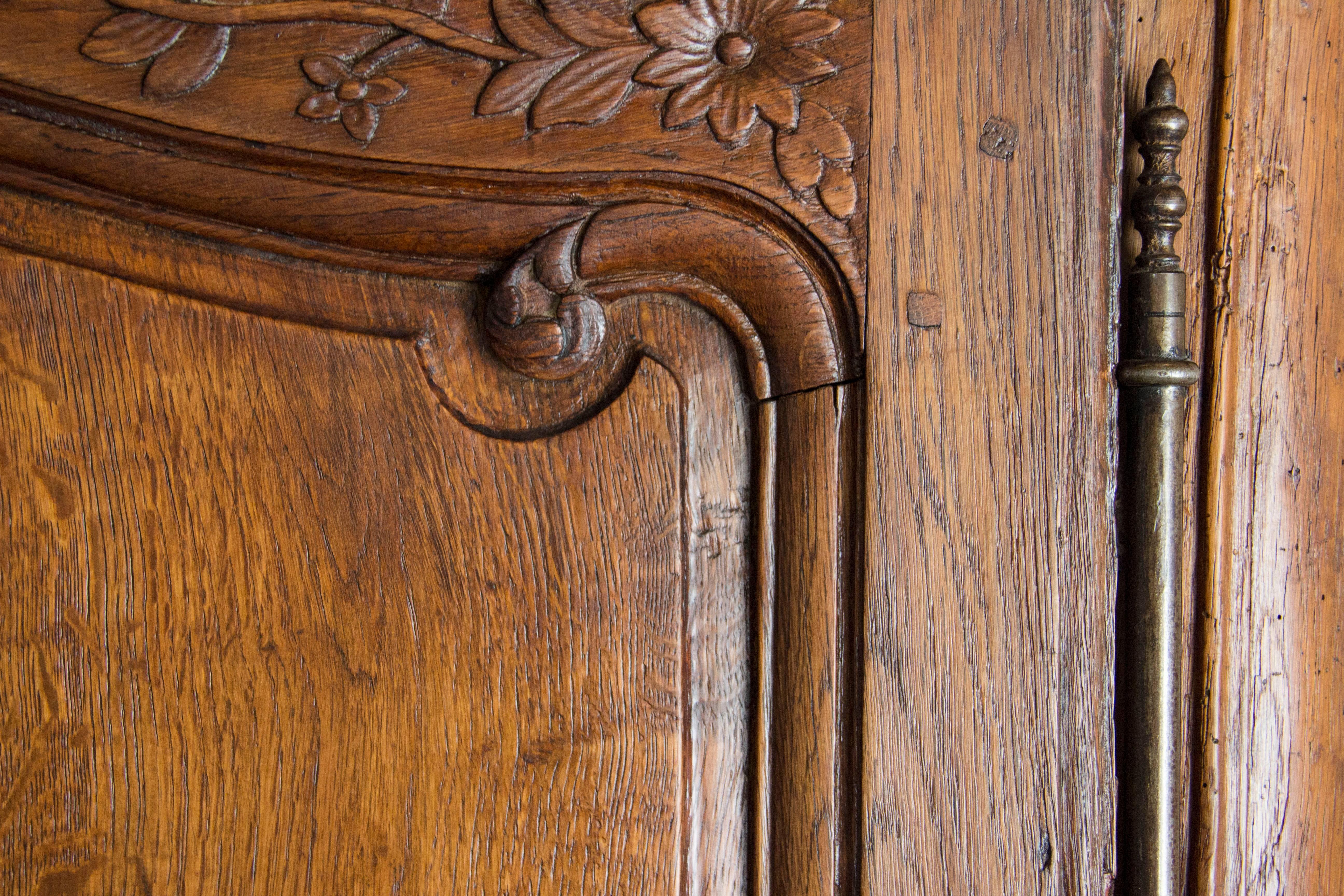 French Armoire, 18th Century In Good Condition In San Antonio, TX