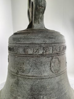 Superbe cloche d'église ancienne datant de 1679