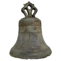 Superbe cloche d'église ancienne datant de 1679