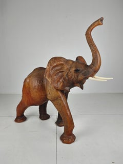 Magnifica scultura in pelle di elefante di grandi dimensioni – 1950 circa