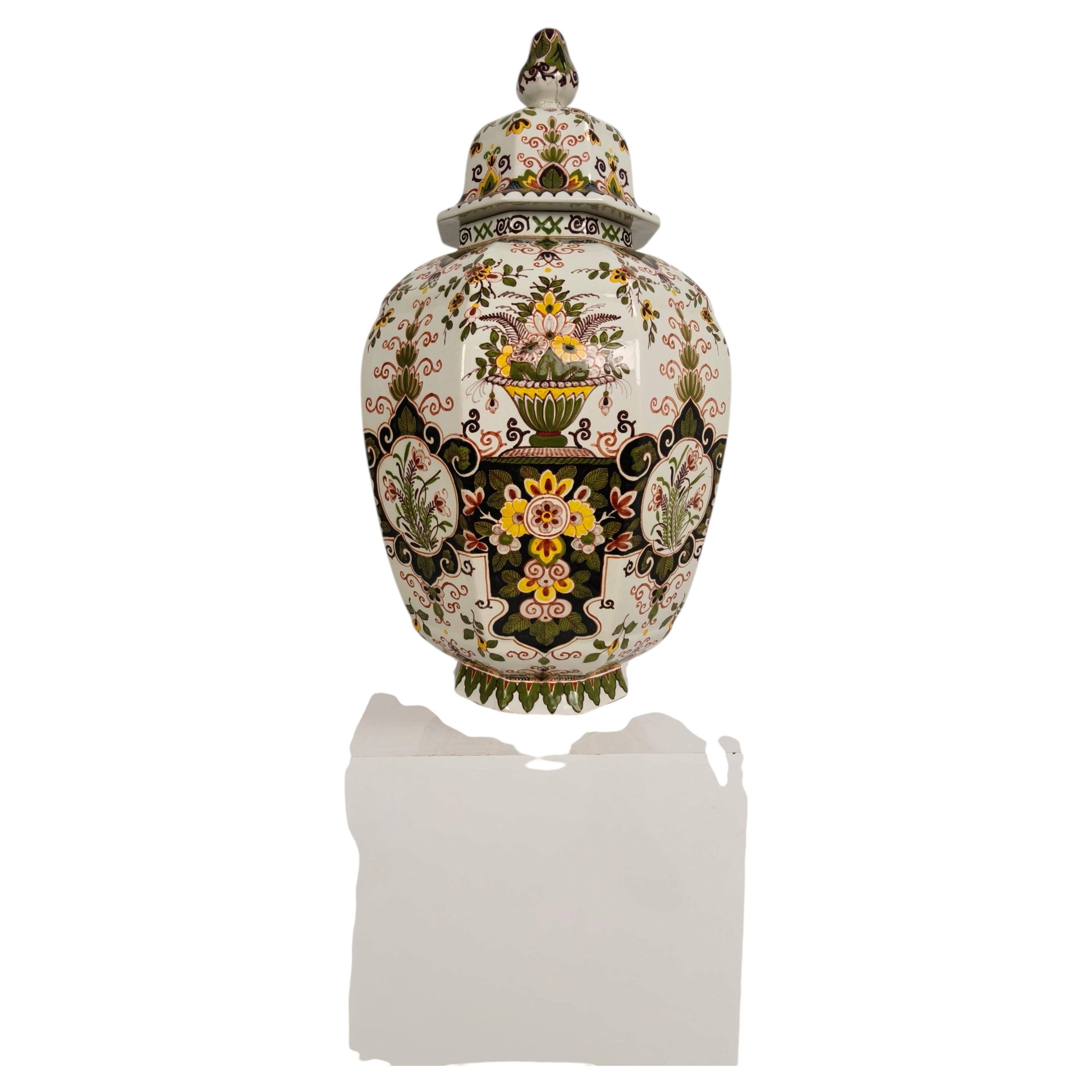  Tichelaar Makkum花器☆SALE Makkum Tichelaar - 22 For Sale on 1stDibs | makkum pottery value