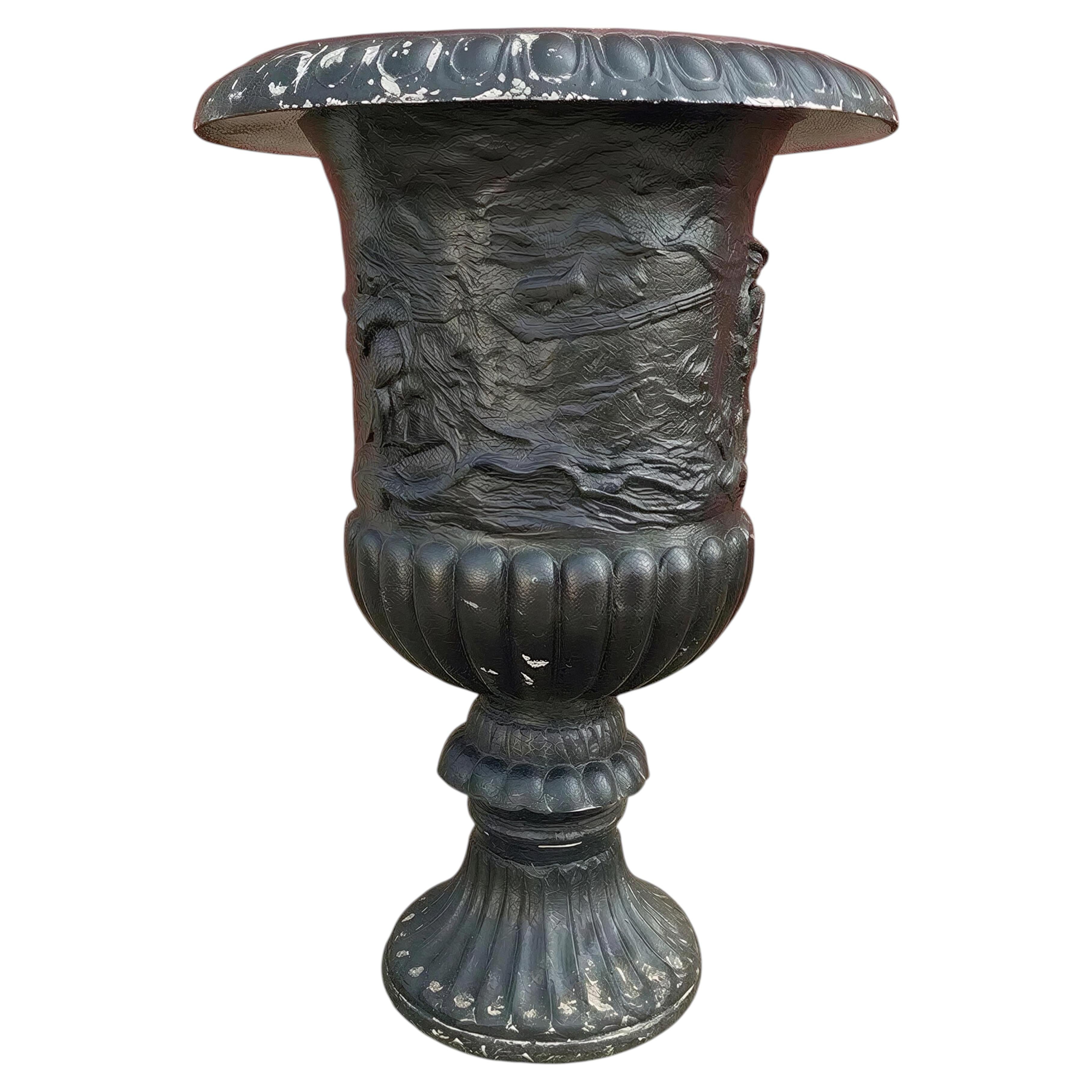 Massive antique French highly detailed cast iron planter en venta