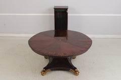 Radialer Esstisch aus Mahagoni im Regency-Stil, Smith & Watson zugeschrieben, Jupe-Stil