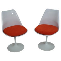 Mid-Century Modern Tulip Dining Set in the Manner of Eero Saarinen for Knoll
