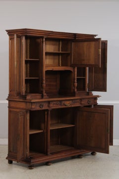 19th Century French Renaissance Revival Carved Walnut Cabinet Hutch, circa 1850s