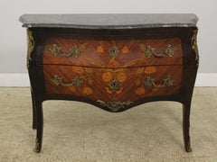 Commode française ancienne de style Louis XV en marqueterie, avec plateau en marbre, vers les années 1880