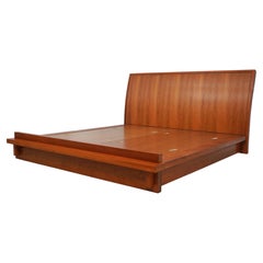 STICKLEY Cherry Arts & Crafts King Size Platform Bed