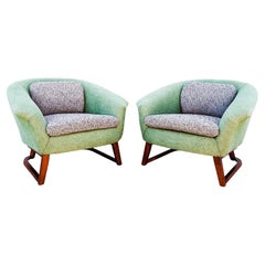 Vintage 1960s Jens Risom Mid Century Modern Barrel Lounge Chairs