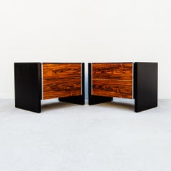 Tables de chevet restaurées des années 1970, en bois de palissandre et laqué noir, signées Glenn of California