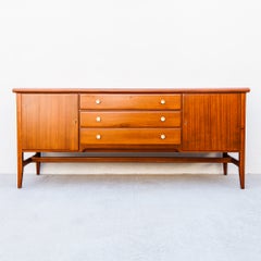 Aparador sudafricano de estilo «Mid Century Modern» en caoba sapeli, de D.S. Vorster