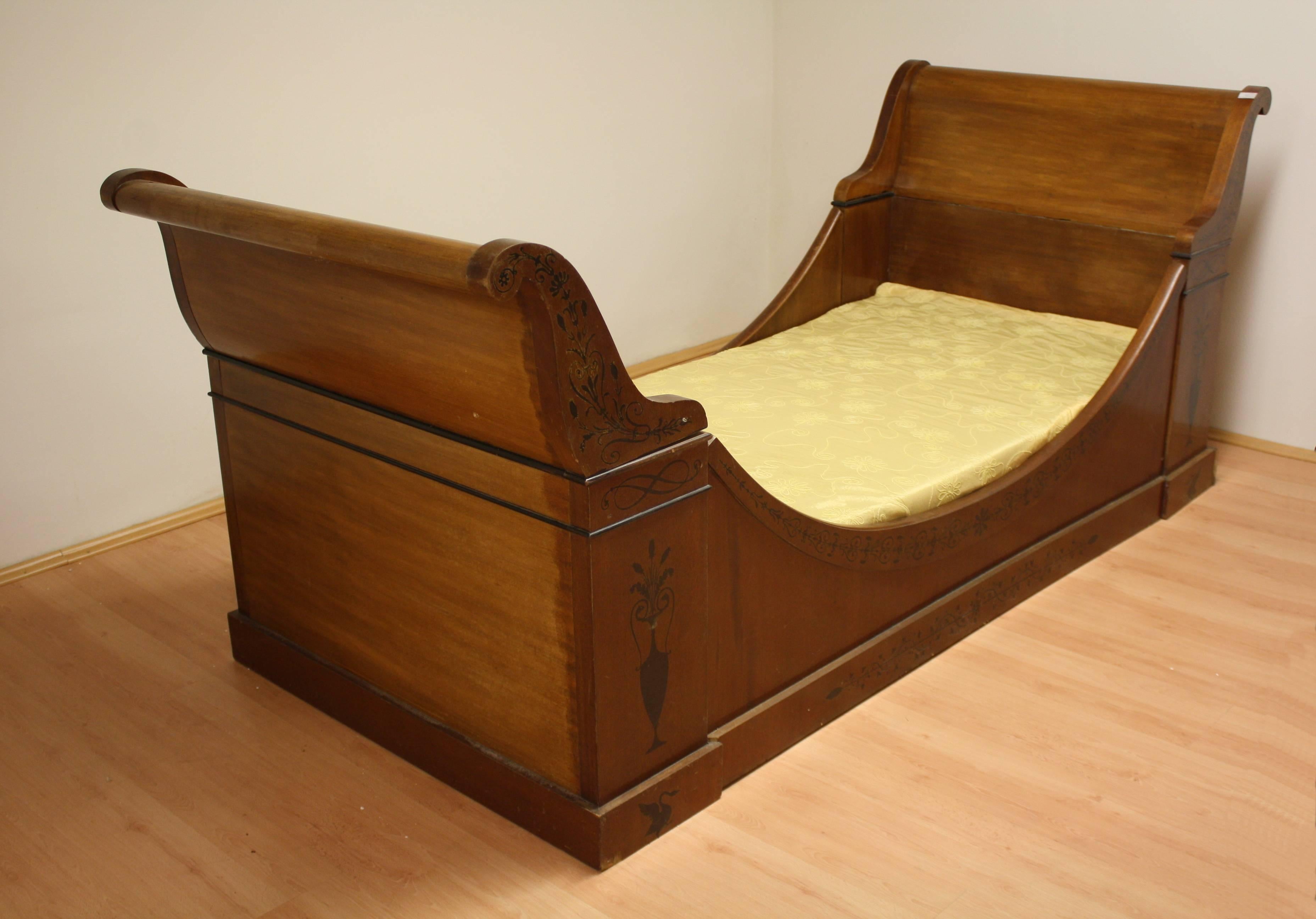 Biedermeier 19th Century Classicism Daybed For Sale