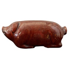 Schweineflasche aus dem Mittleren Westen aus rotem Ton