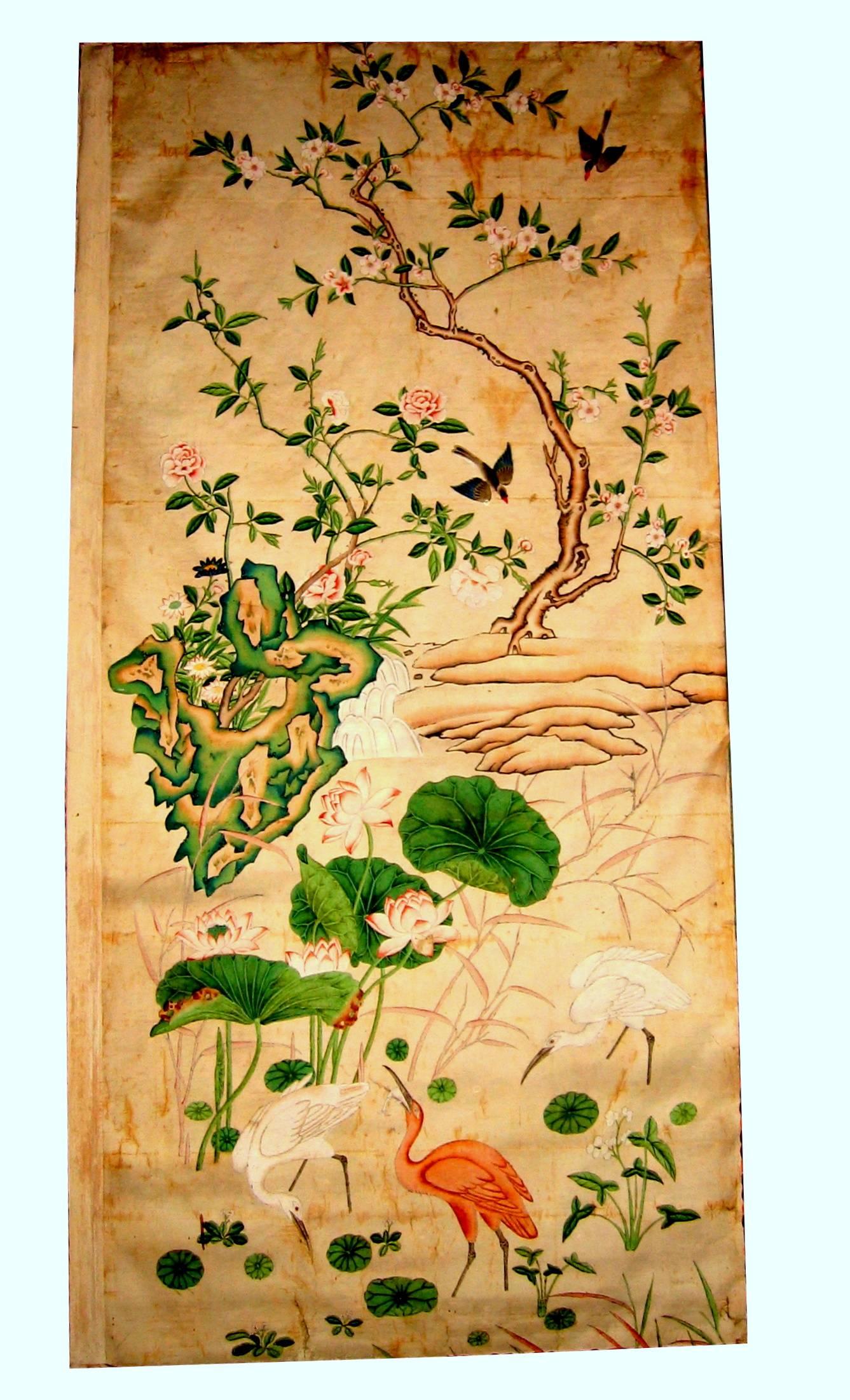 12 antique and rare Chinese wallpapers panels (Papiers peints).
Manufactured in China for the exportation in Europe,
Watercolor and gouache on paper, mounted on canvas. 

Dimensions: 

Six panels: 266 x 128 cm.
Five panels: 119 x 266 cm.
One
