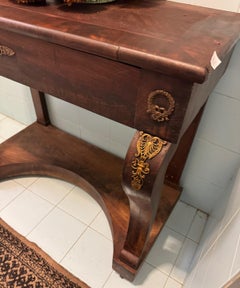 Console murale en bois de noyer foncé