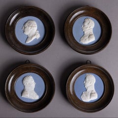 Manufacture de Sèvres pour le duc de Doudeauville - suite de 4 médaillons en bis
