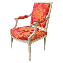 Paris, époque Louis XVI - fauteuil à la reine - bois laqué, soie Lelièvre