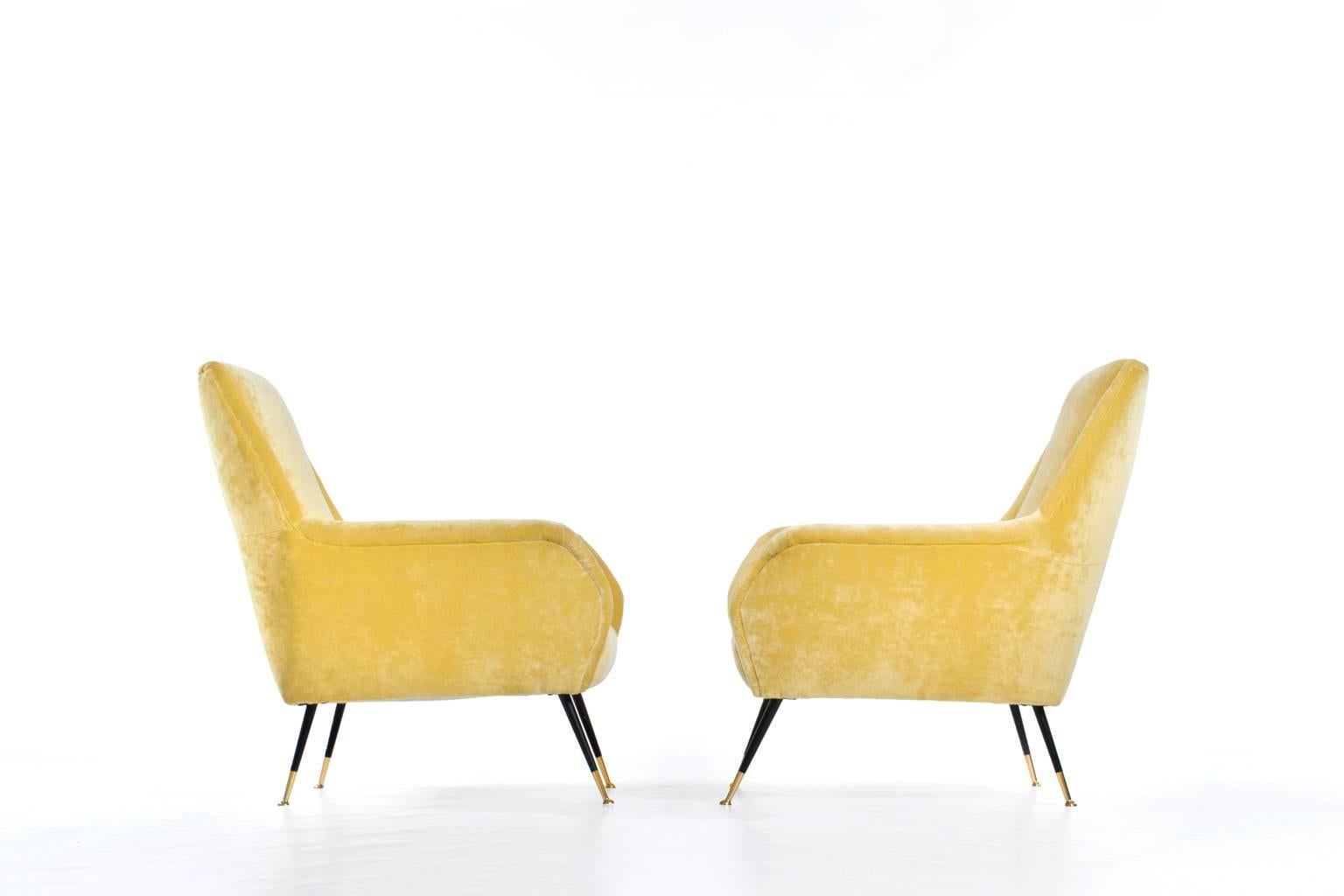 Mid-Century Modern Pair of warm Yellow Italian Lounge Chairs, 1950s