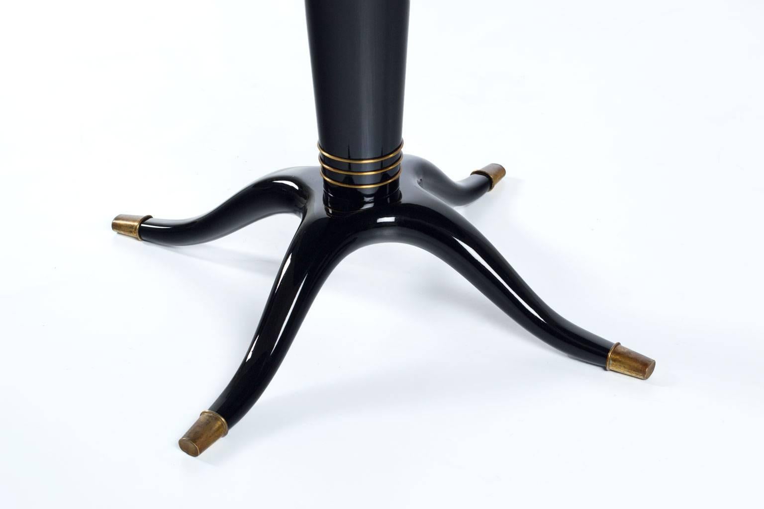 Italian ‘Black Octopus’ Pedestal Table, 1950s 1