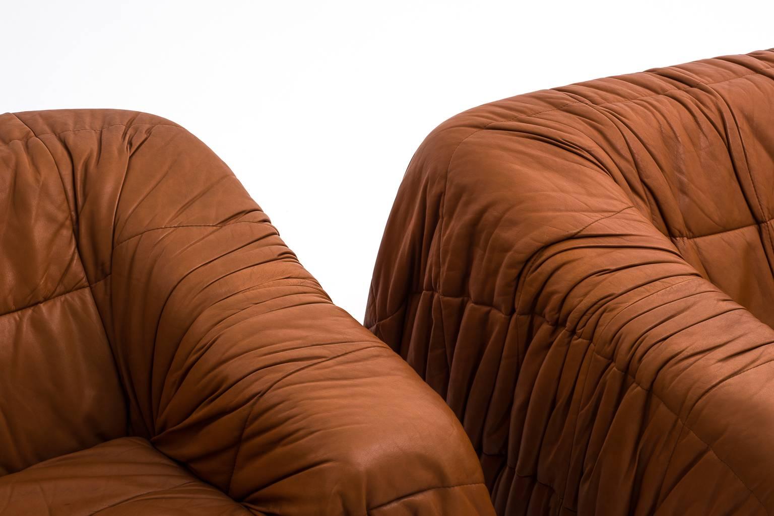 Late 20th Century Distinctive 'Piumino' Lounge Chairs by De Pas D'urbino & Lomazzi for Dell'Oca