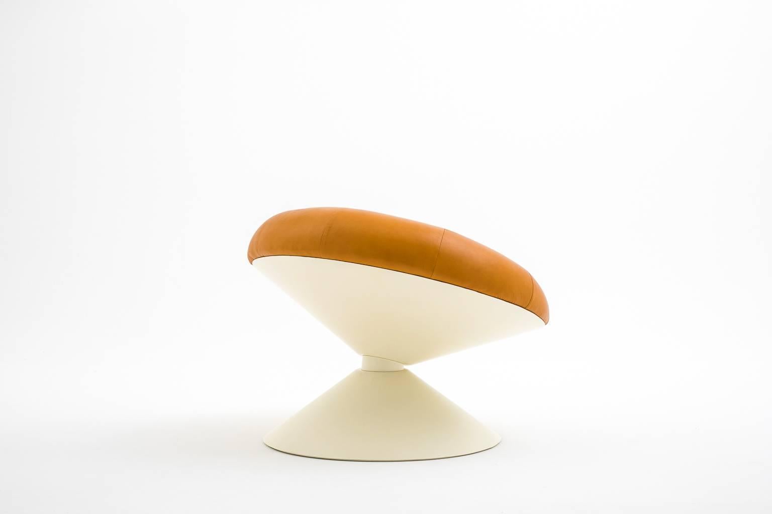 Diabolo-Stuhl aus Glasfaser und Leder von Ben Swildens, 1960er Jahre (Moderne der Mitte des Jahrhunderts)