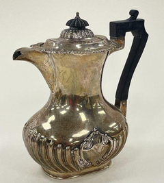 Antique English Sterling Silver Coffee Pot by John Round & Son, Sheffield, 1901