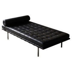Ludwig Mies van der Rohe Barcelona Daybed for Knoll, Black Leather, 1972