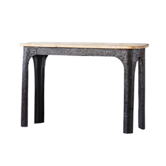 Table console indienne en bois blanchi de récupération, sur pied en fer cintré