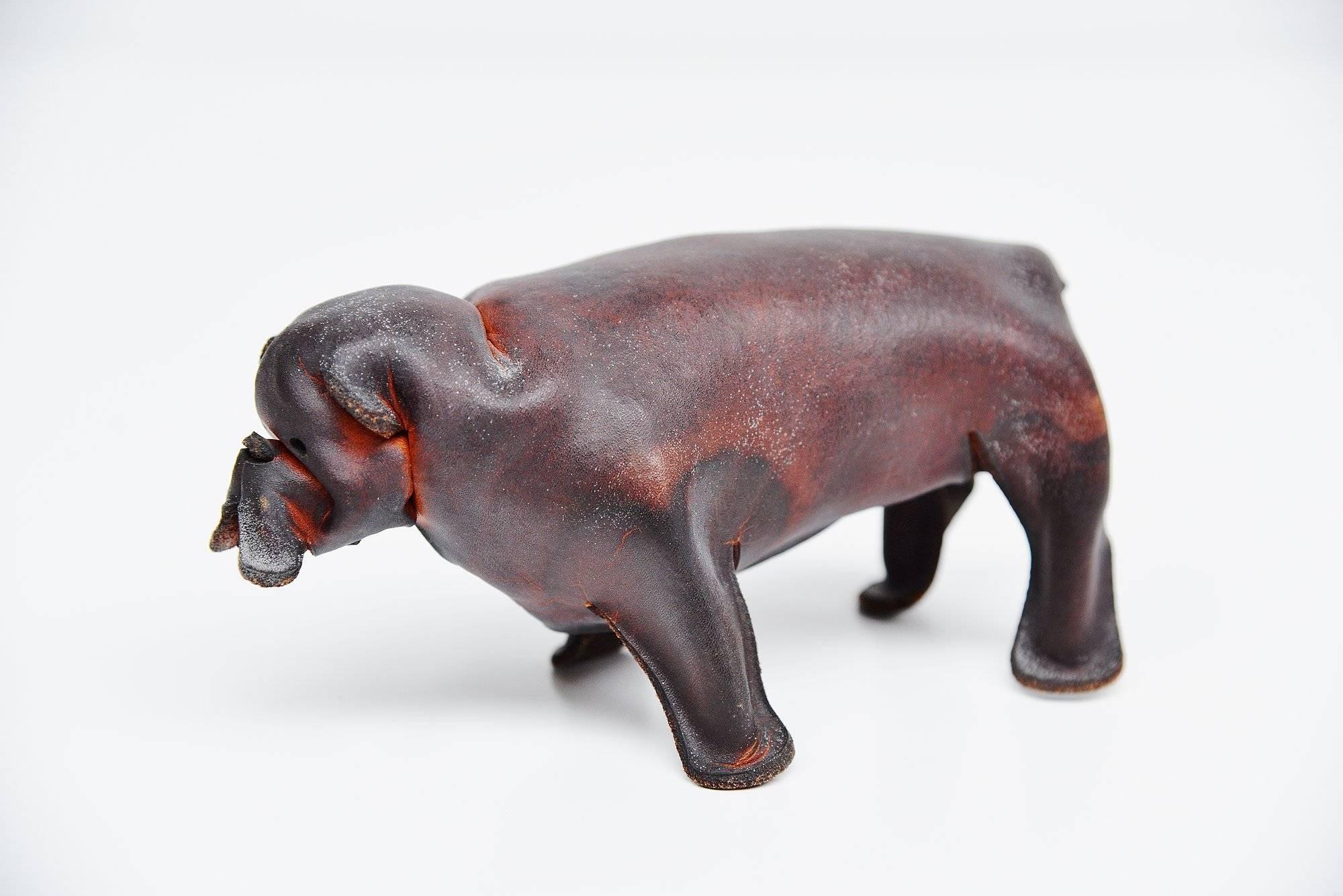 Mid-20th Century Deru Leather Crafted Set of Animals, 1960 For Sale