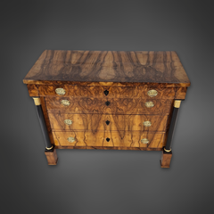 Biedermeier column chest of drawers, walnut, circa 1820/25