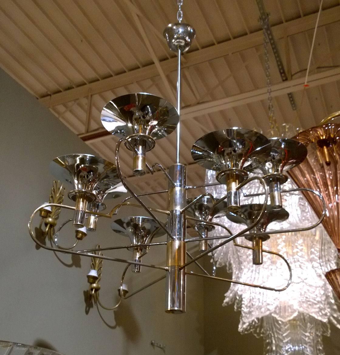 Beautiful two-toned chrome and brass Sciolari chandelier from Italy.