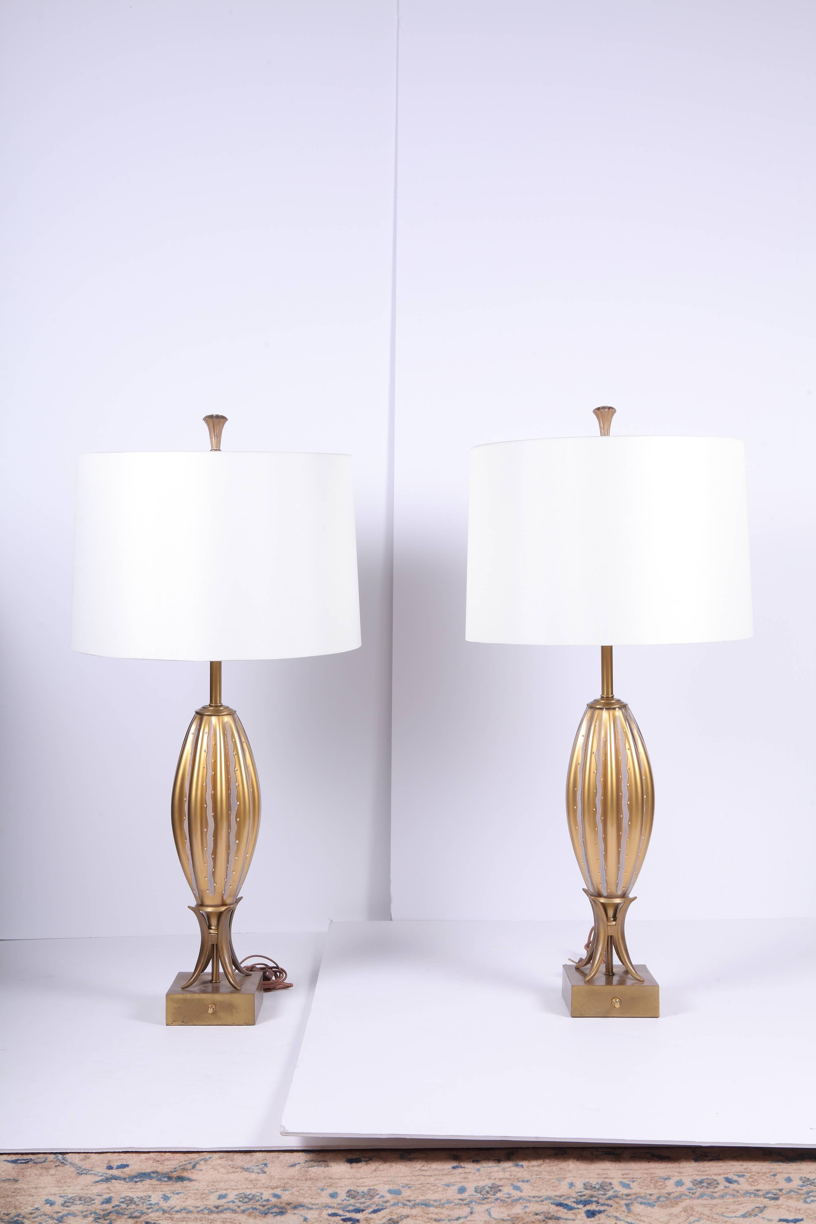 20th Century Pair of Mid-Century Modern Murano Glass Lamps Reverse Painted in Antique Gold