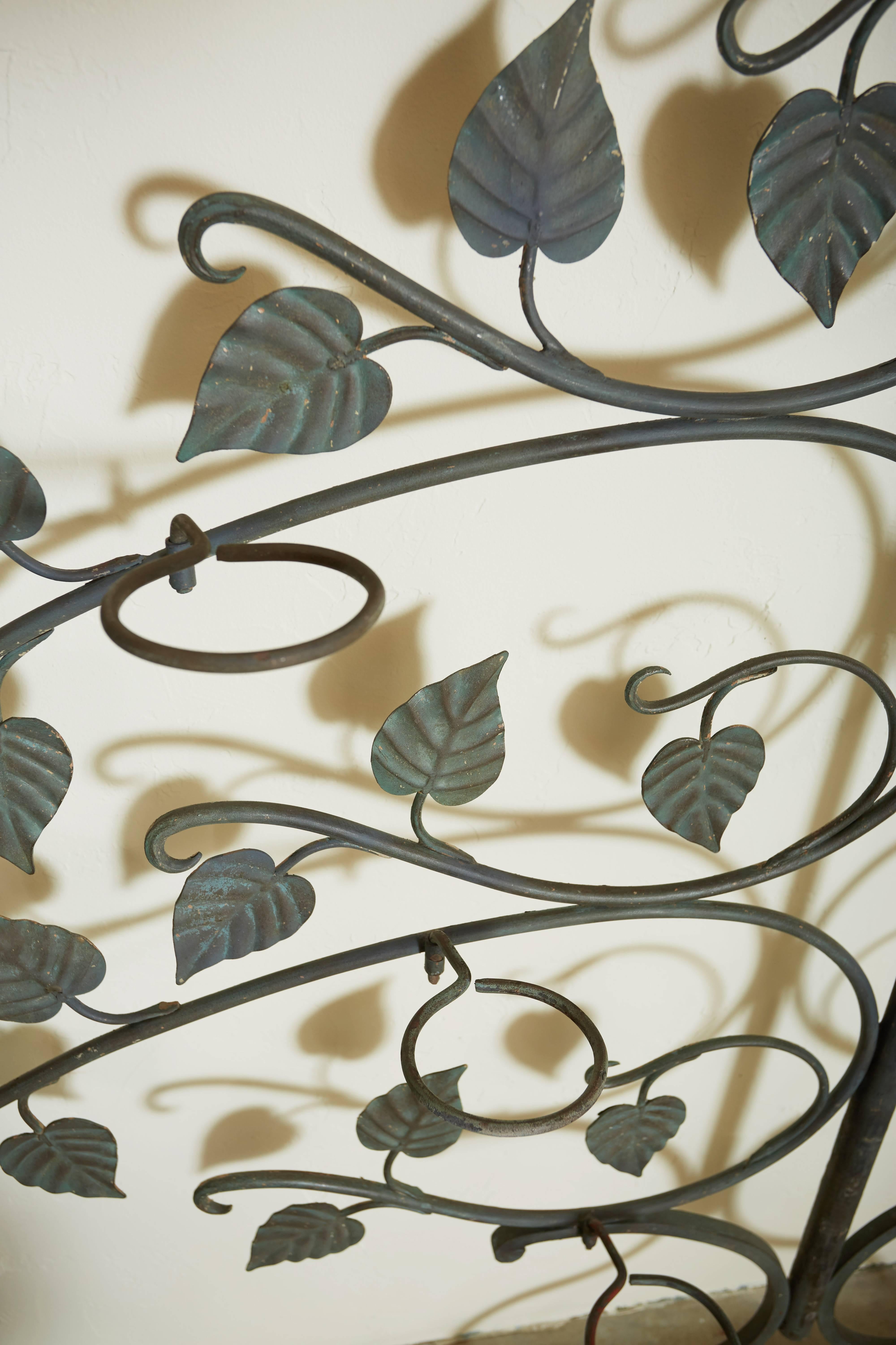 metal tree plant holder