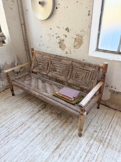Audoux und Minet: Vintage-Sofa mit Seilpolsterung