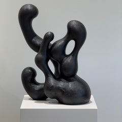 Sans titre I : sculpture abstraite à la surface finie à la main
