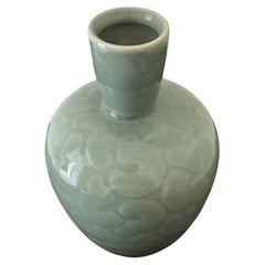 Einzigartige Vase aus Steingut mit grünlicher Seladon-Glasur von Per Weiss