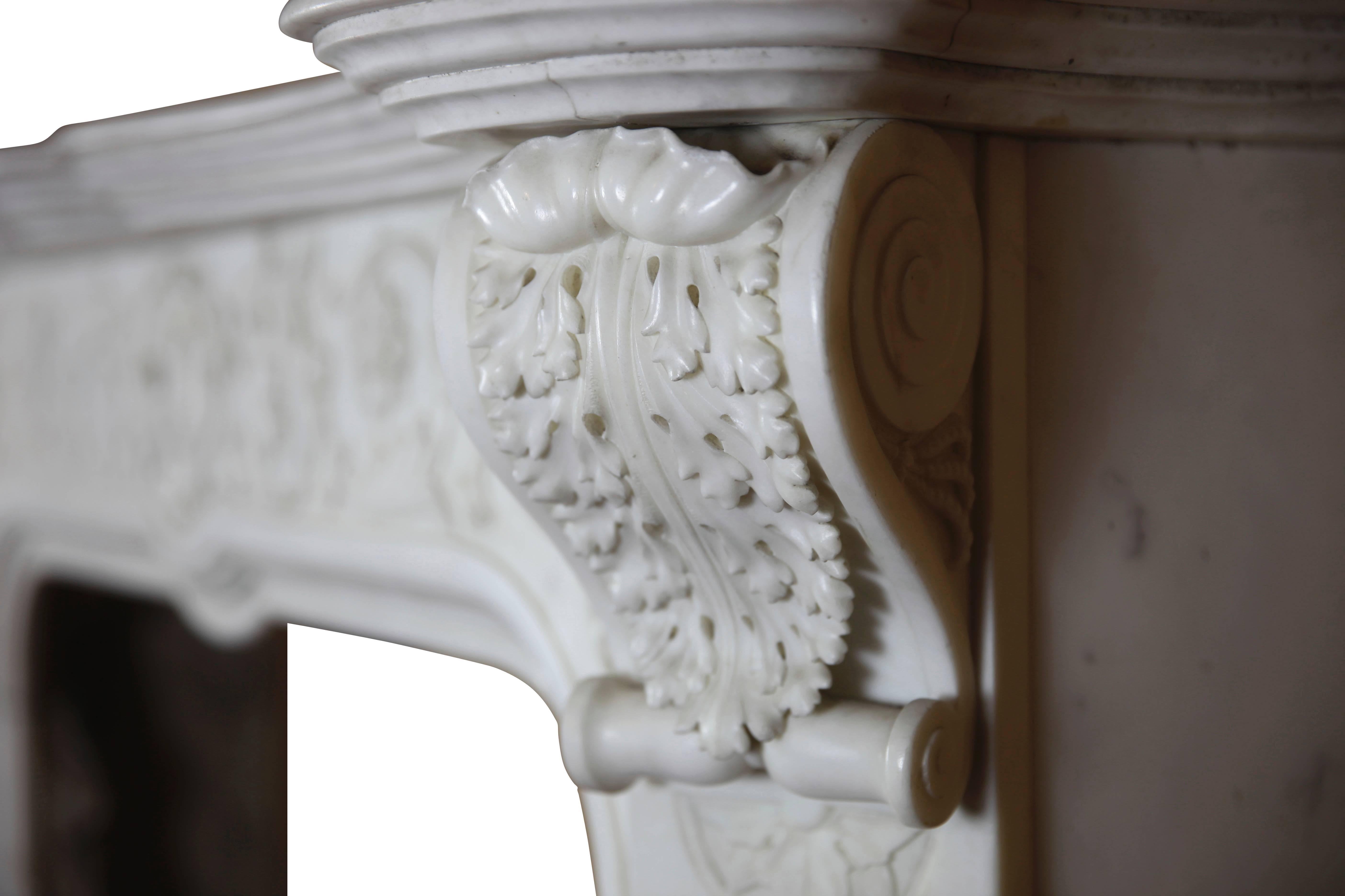 Rare 19th Century Italian White Marble Original Antique Fireplace Mantle In Excellent Condition For Sale In Beervelde, BE