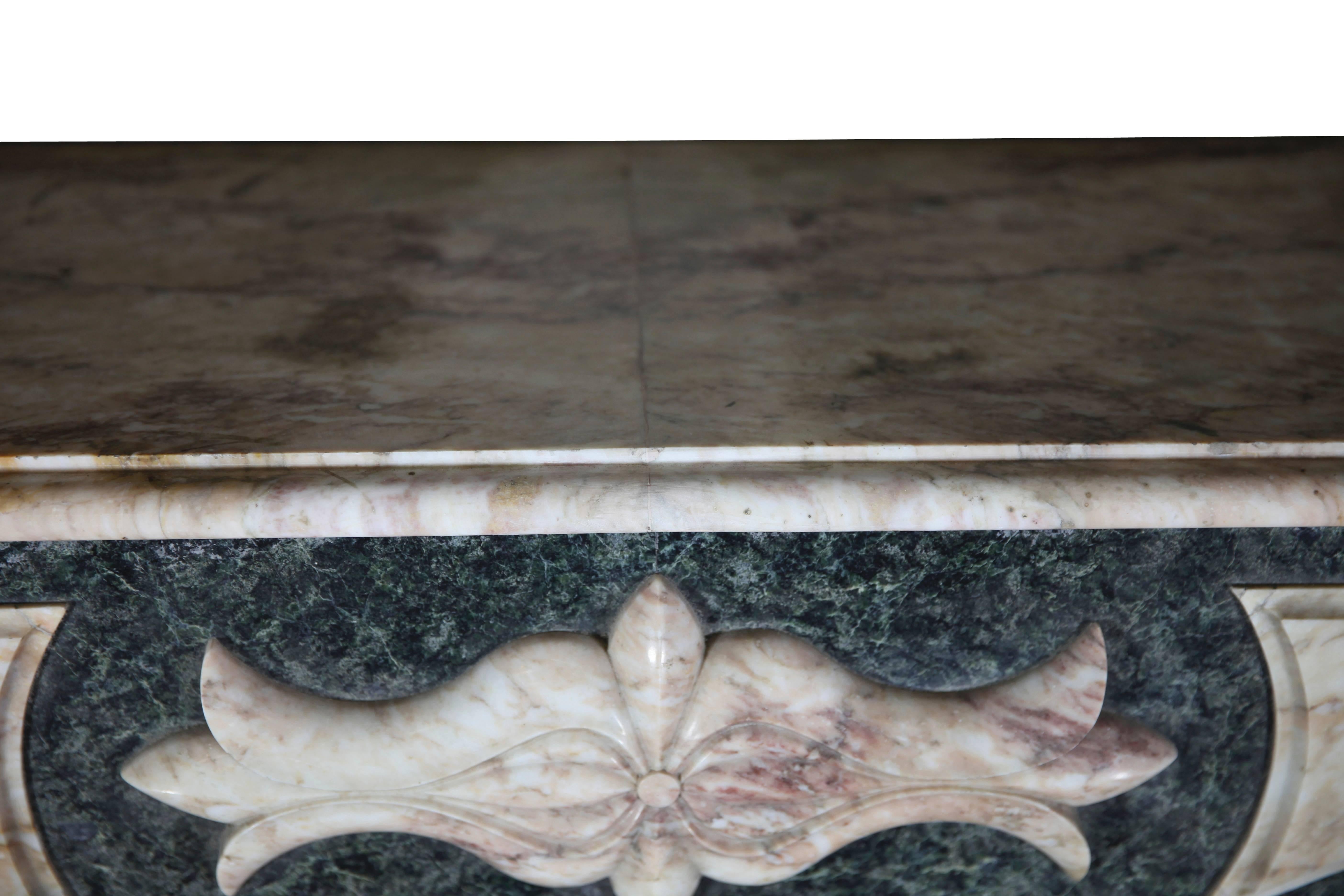 Carved 20th Century Art Deco Fireplace Mantel in Belgian Marble For Sale