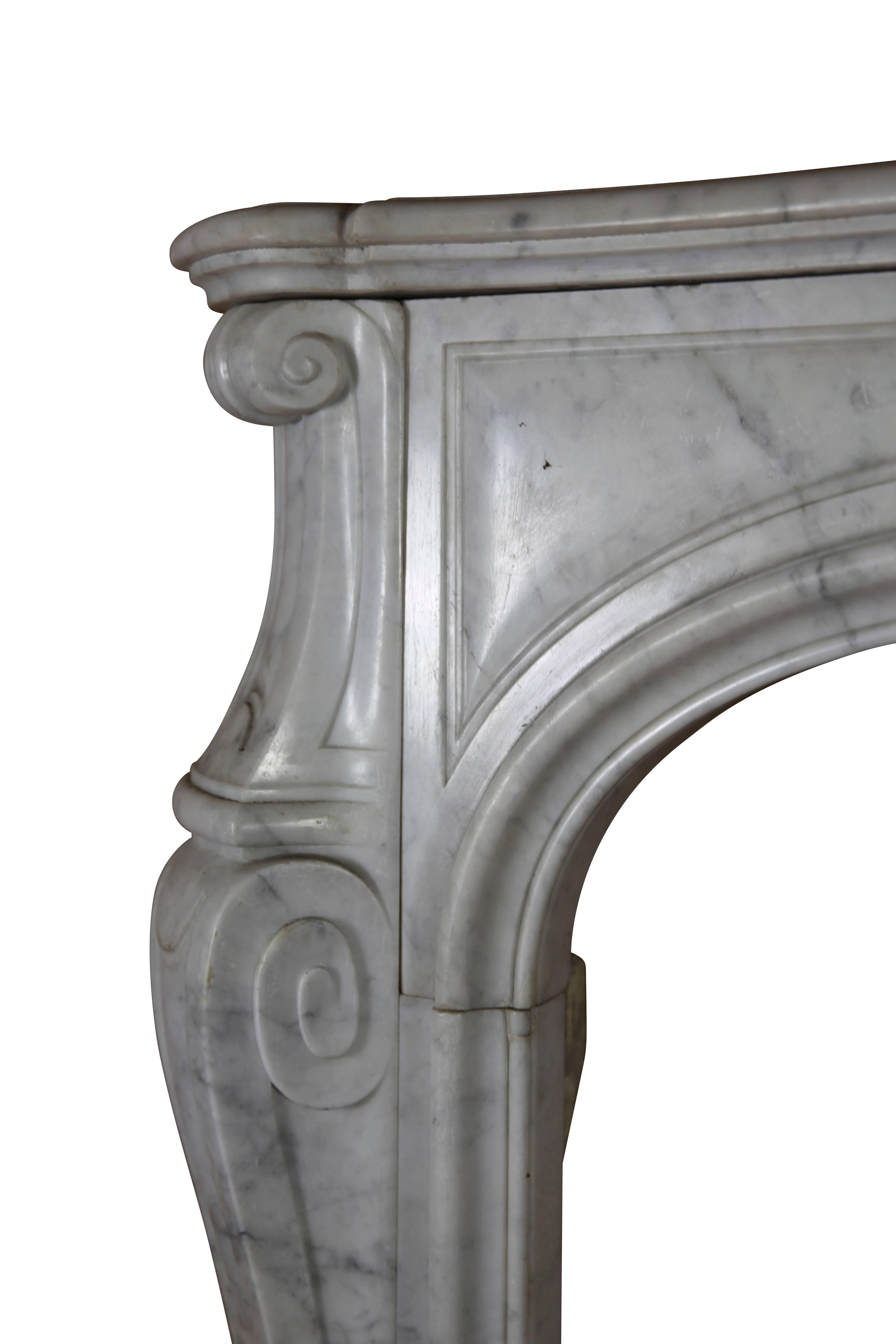 Louis XIV Fine Small French Carrara Marble Classic Antique Fireplace Surround For Sale